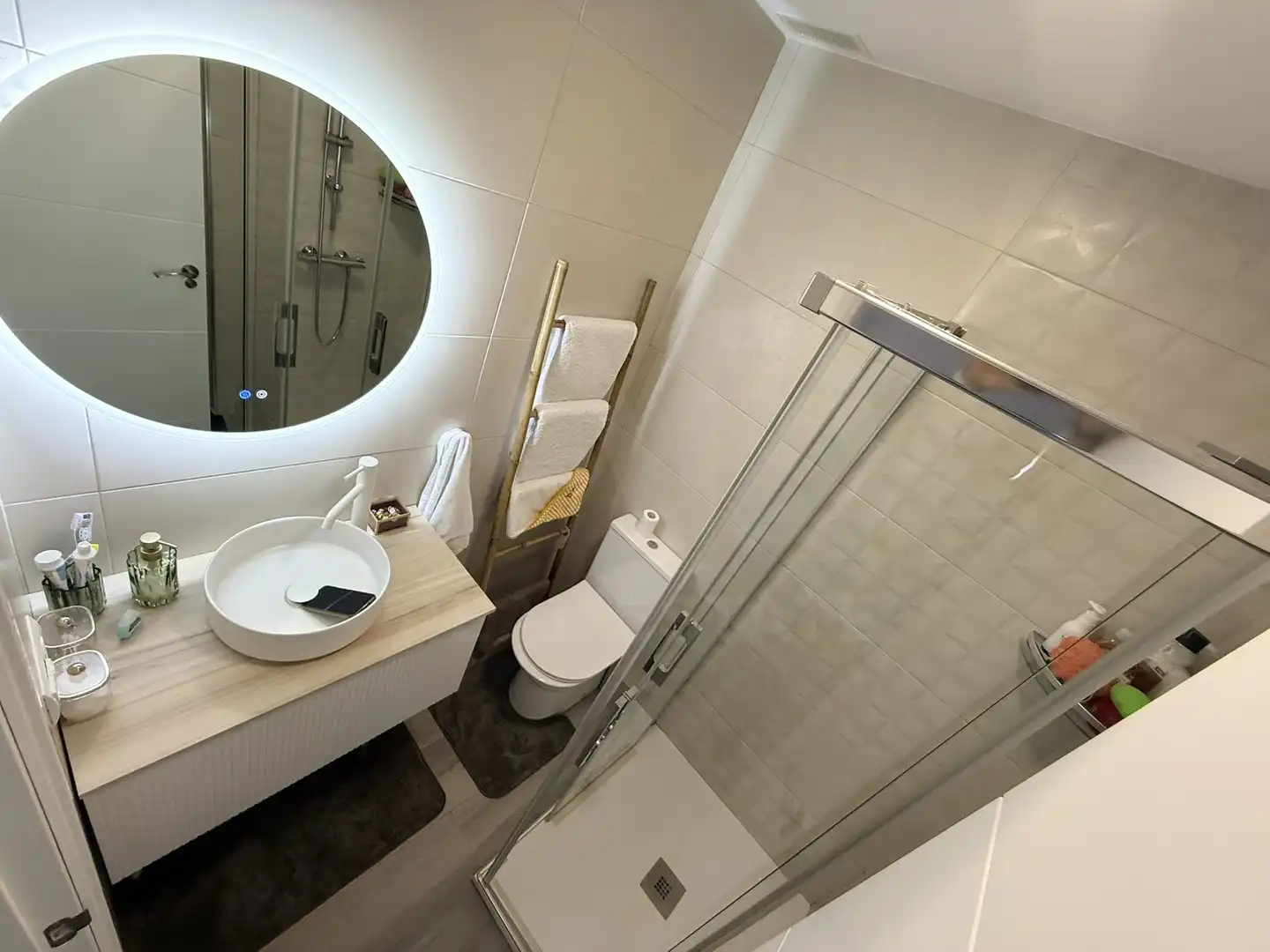Baño de Piso en venta en Lepe con Aire acondicionado y Calefacción