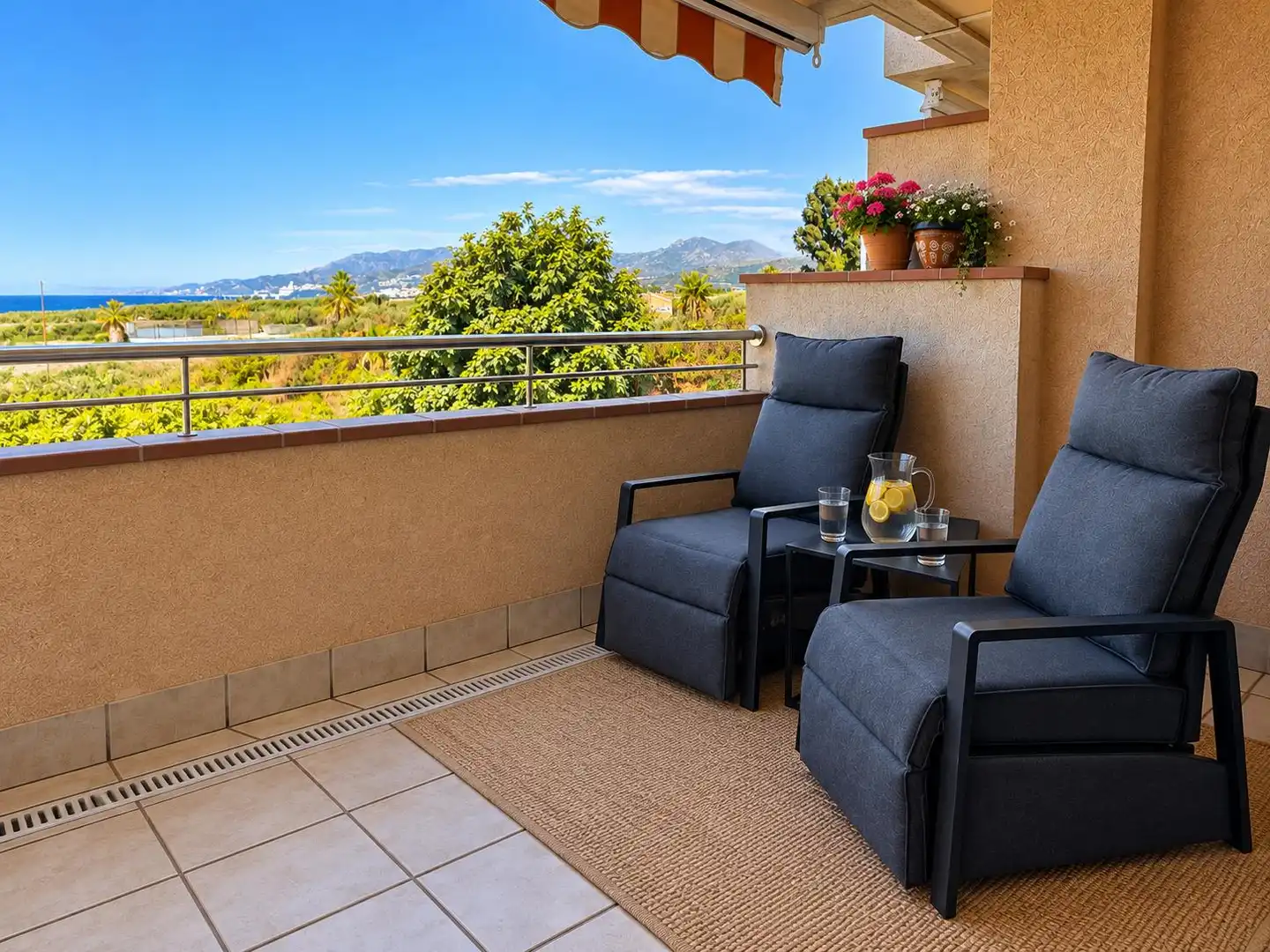 Flat with pool for sale in Torrenueva Costa, imagen 2