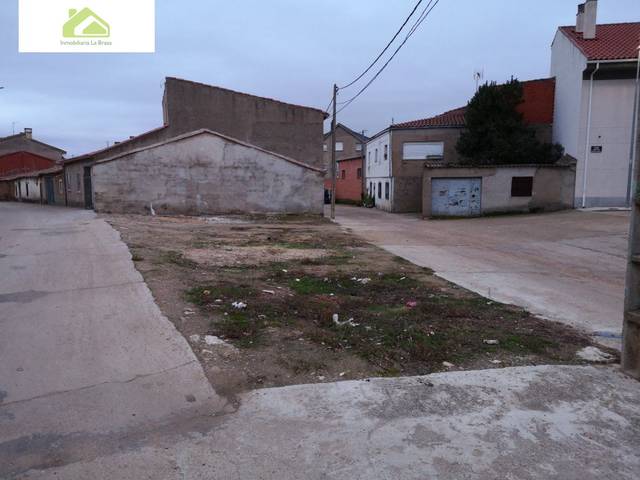 Terreno residencial en Venta en Monfarracinos