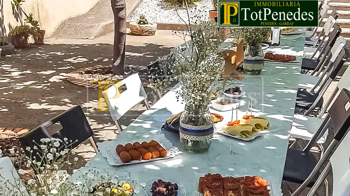 Terraza de Local en traspaso en Sant Martí Sarroca con Aire acondicionado, Calefacción y Terraza