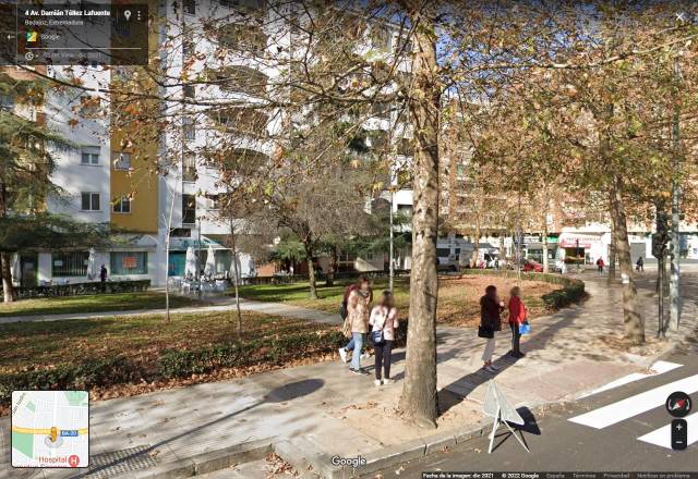 Local comercial en Alquiler en Avenida Damián Téllez Lafuente en Maria Auxiliadora - Barriada de Llera