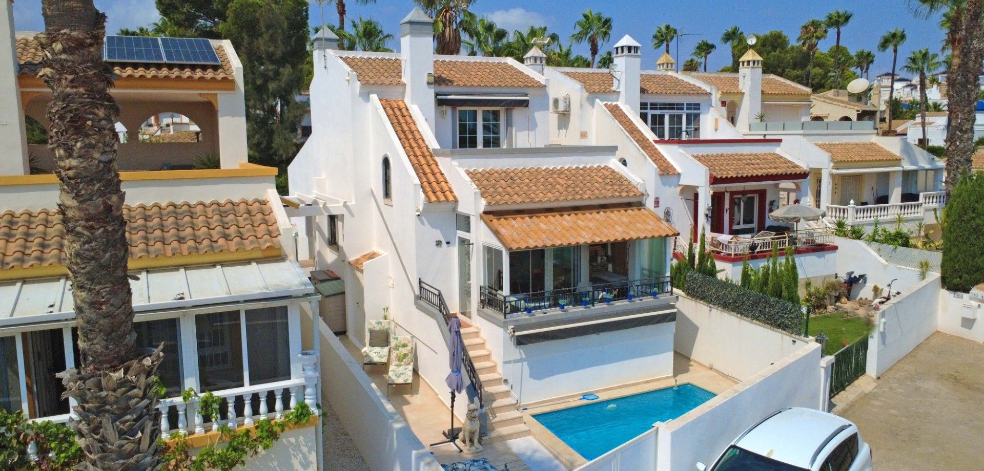 Exterior view of House or chalet for sale in Orihuela  with Private garden, Terrace and Storage room