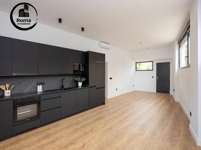 Kitchen of Flat for sale in  Granada Capital