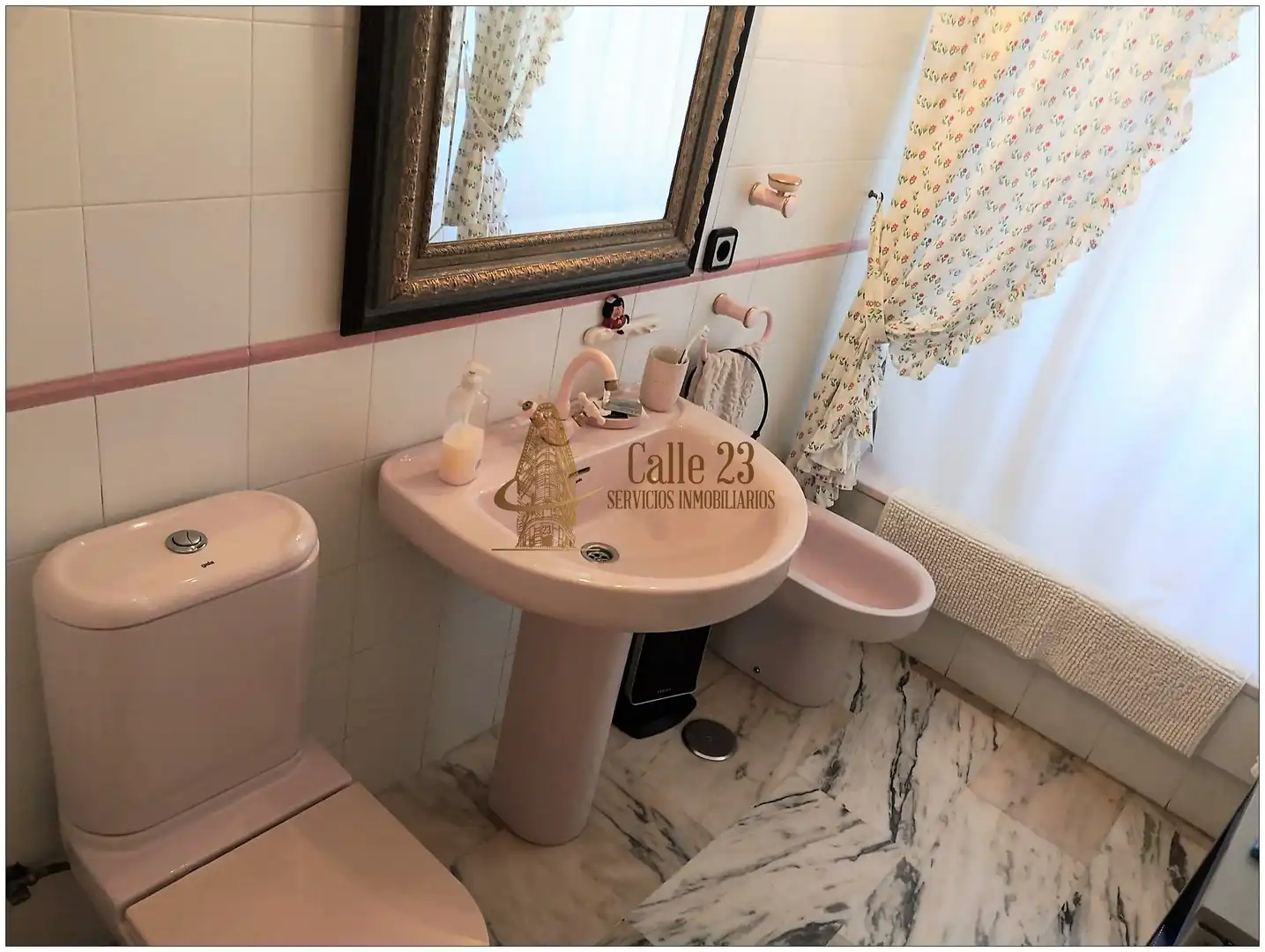 Baño de Edificio en venta en Huelva