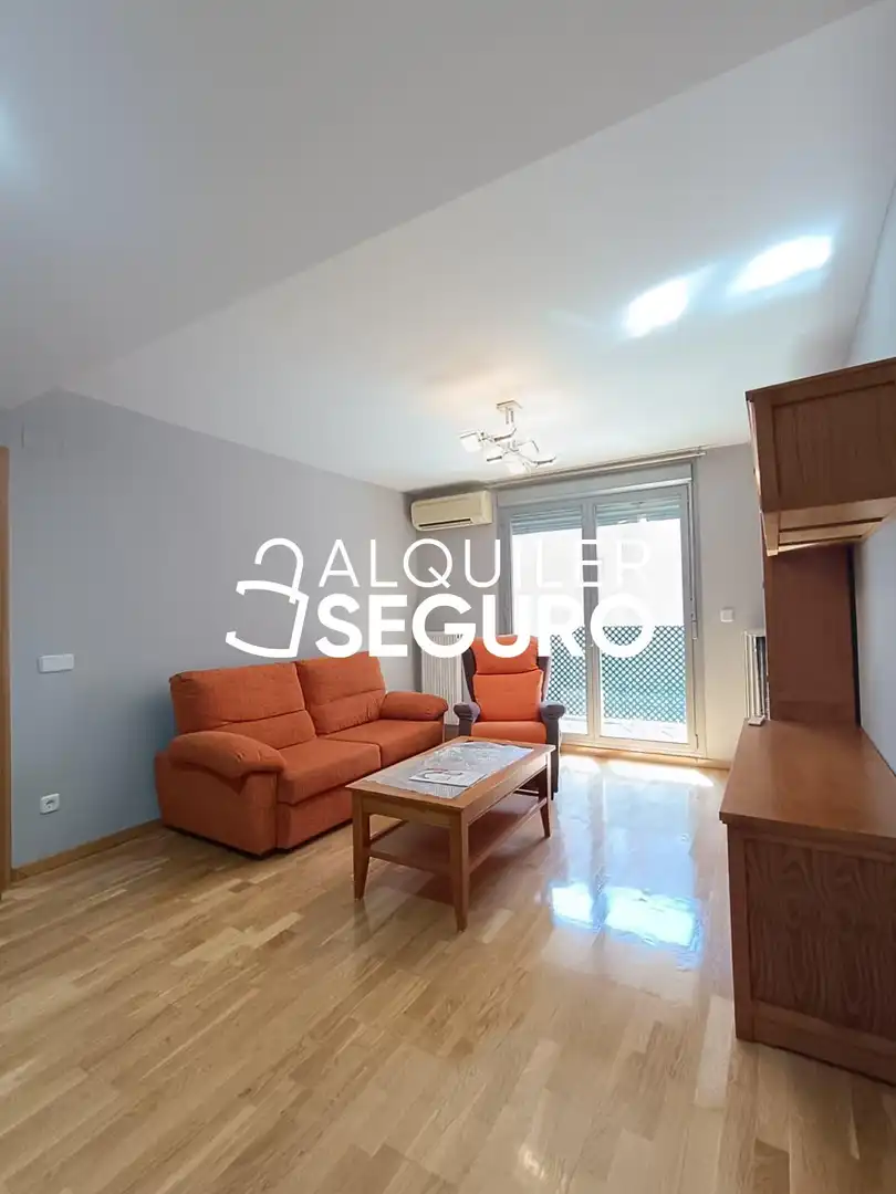 Living room of Flat for rent in Leganés  with Air Conditioner, Heating and Terrace
