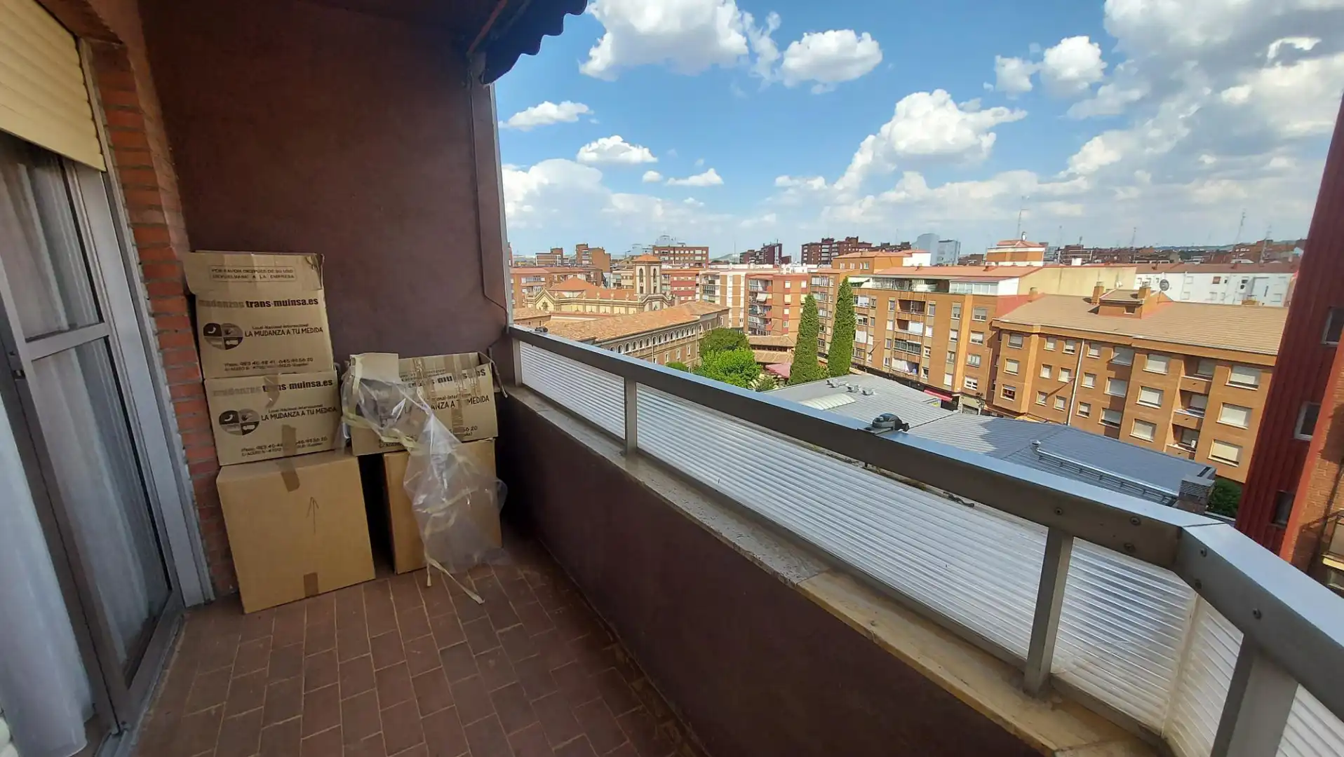 Terrassa de Pis de lloguer en Valladolid amb Calefacció, Moblat i Balcó