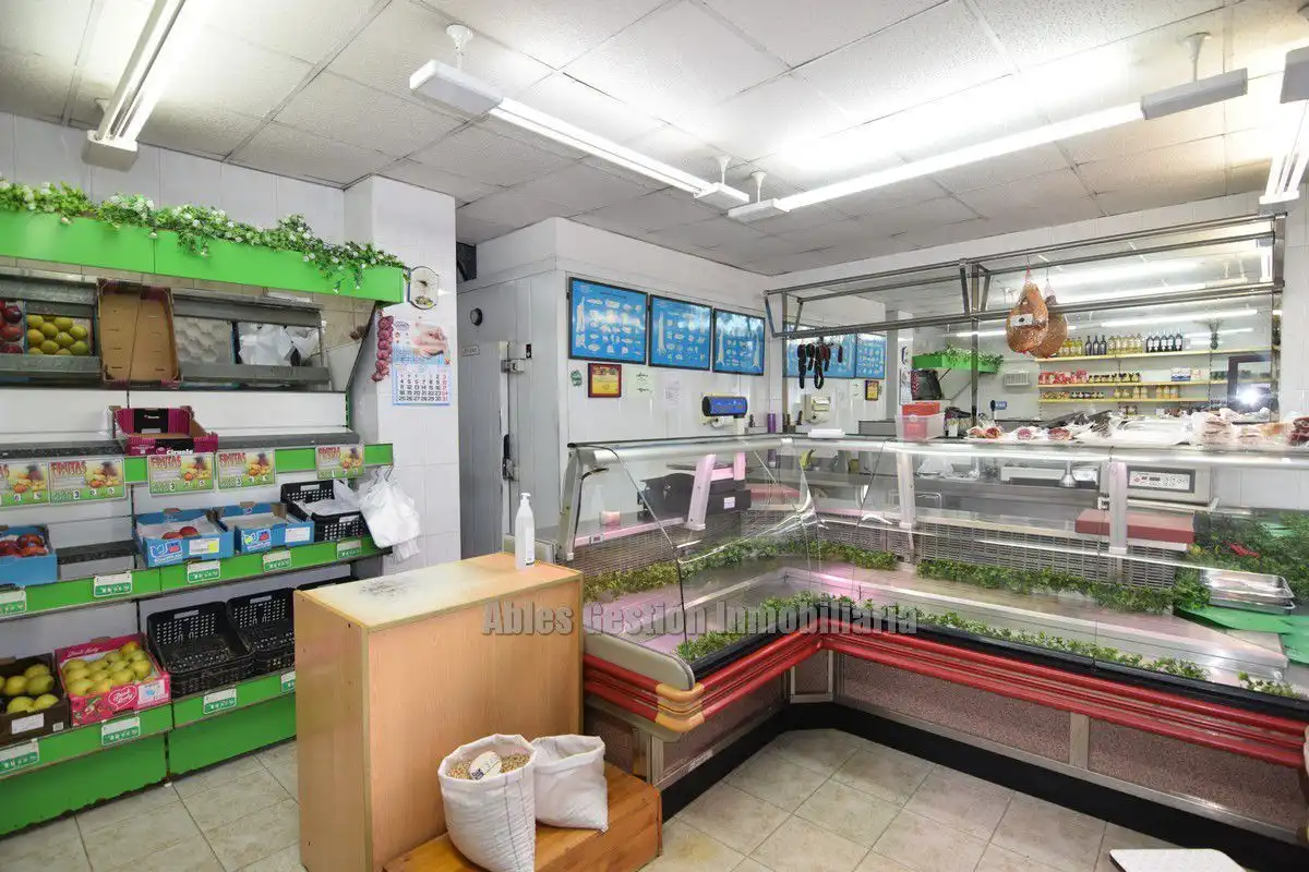 Local comercial en venta en Ciudad Naranco - Prados de La Fuente, imagen 2