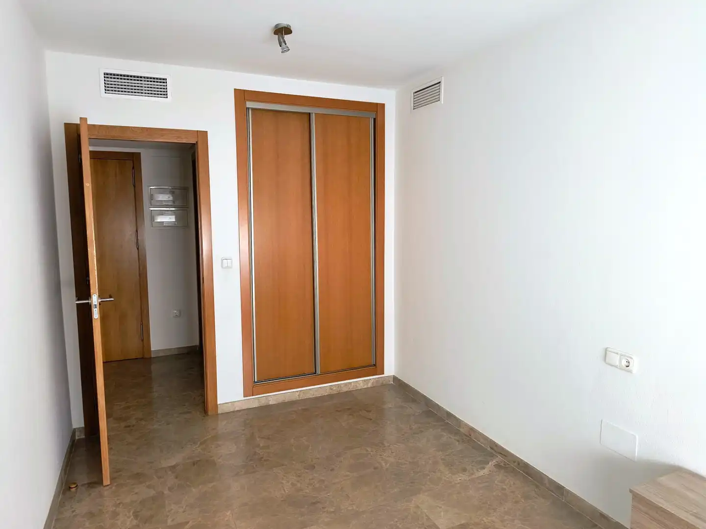 Bedroom of Flat for rent in Murcia  with Air Conditioner, Storage room and Furnished