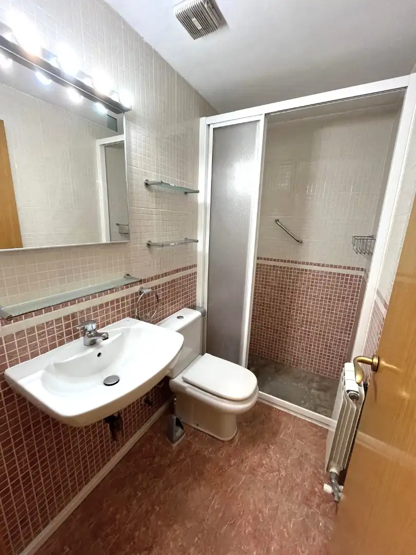 Bathroom of Flat for sale in Calonge i Sant Antoni  with Air Conditioner, Heating and Parquet flooring