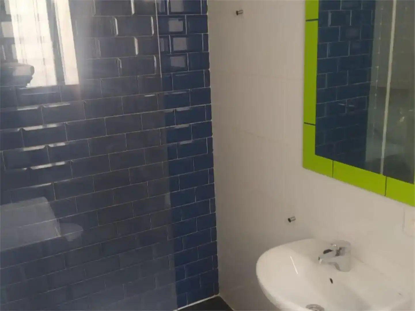 Bathroom of Flat for rent in Zaidín