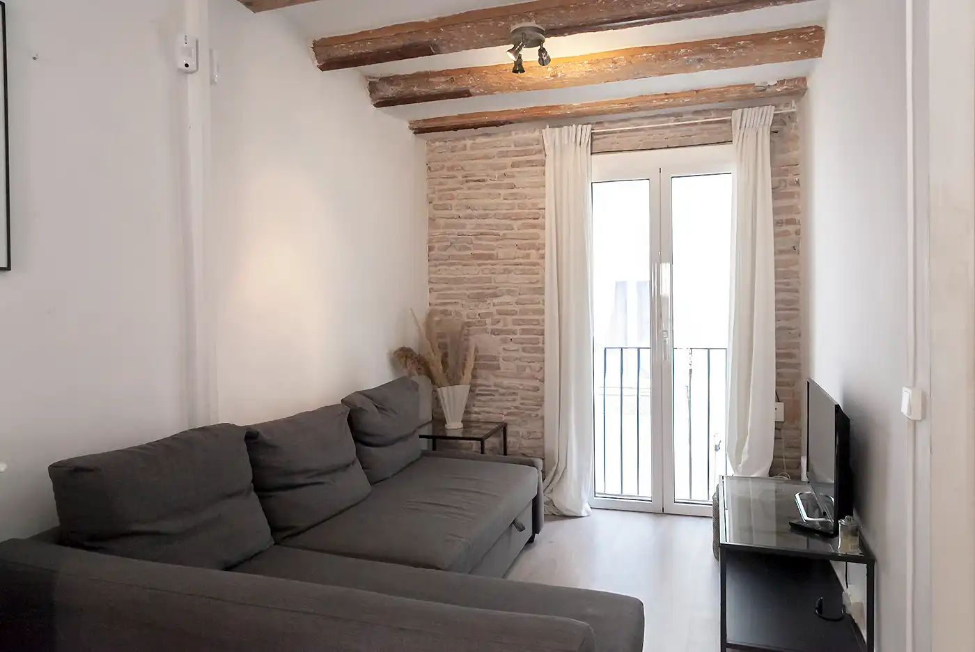 Wohnzimmer von Wohnung zum Verkauf in Barcelona mit Klimaanlage, Terrasse und Möbliert