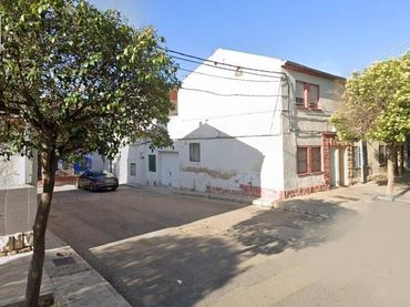 Haus zum Verkauf in Barrio BLOQUE A