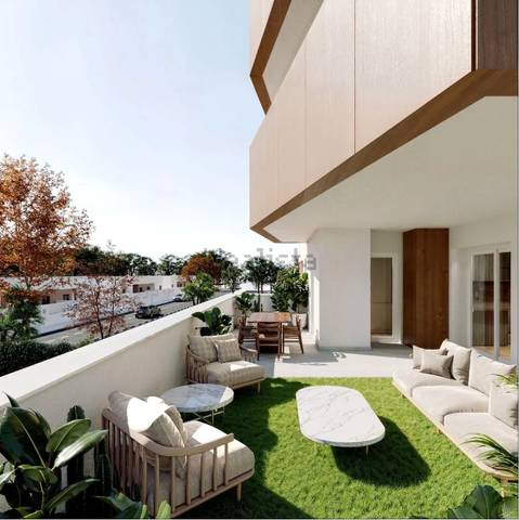 Planta baja en Venta en Calle Jamaica, 14 en Colegio Europa