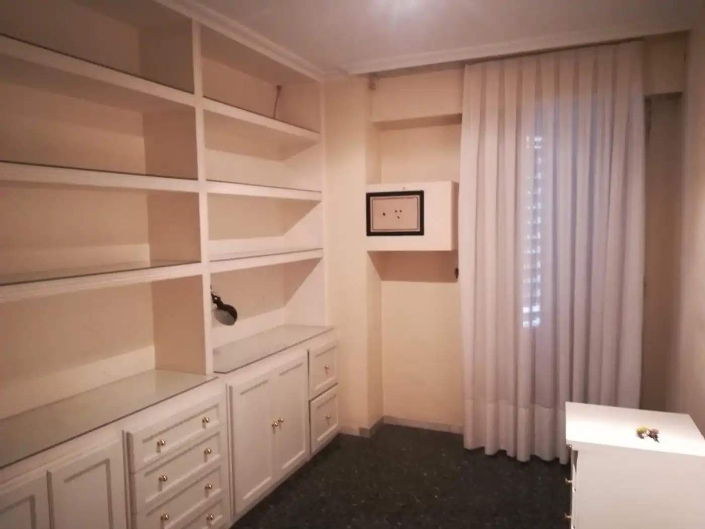 Habitación de Piso en venta en Elche / Elx con Calefacción, Jardín privado y Parquet