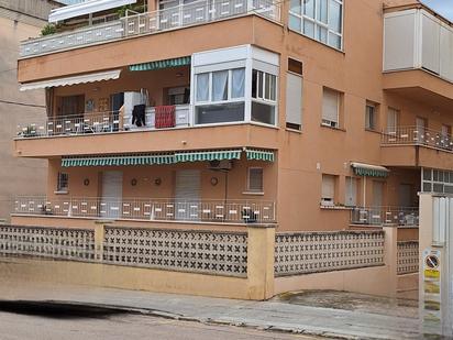 Vista exterior de Apartament en venda en El Vendrell amb Aire condicionat i Terrassa