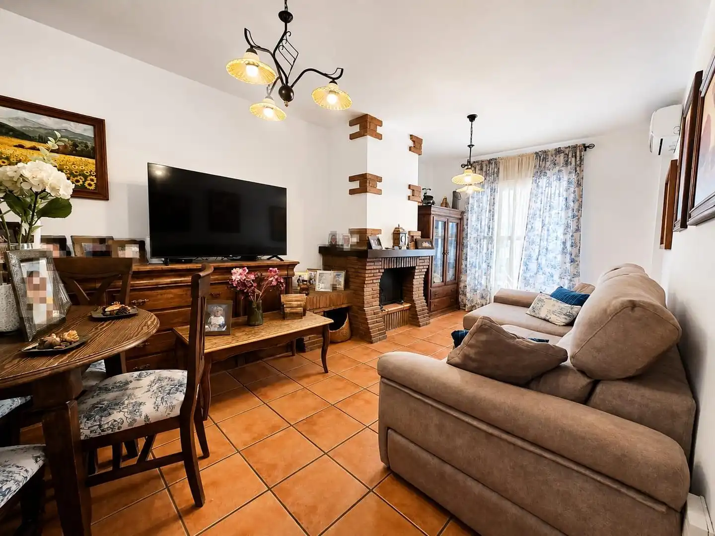 Sala de estar de Casa adosada en venta en Los Barrios
