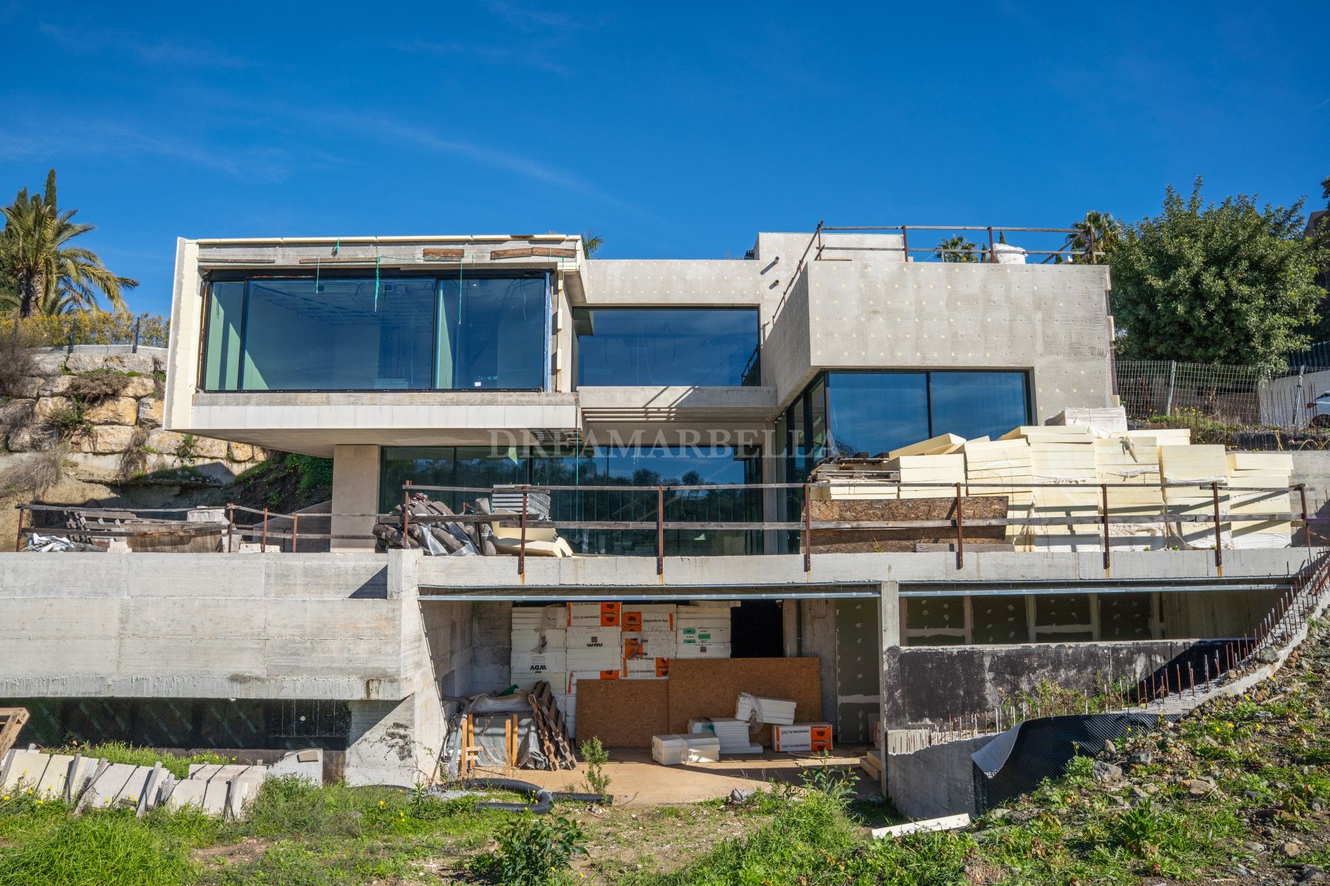 Außenansicht von Haus oder Chalet zum Verkauf in Benahavís mit Klimaanlage, Privatgarten und Schwimmbad