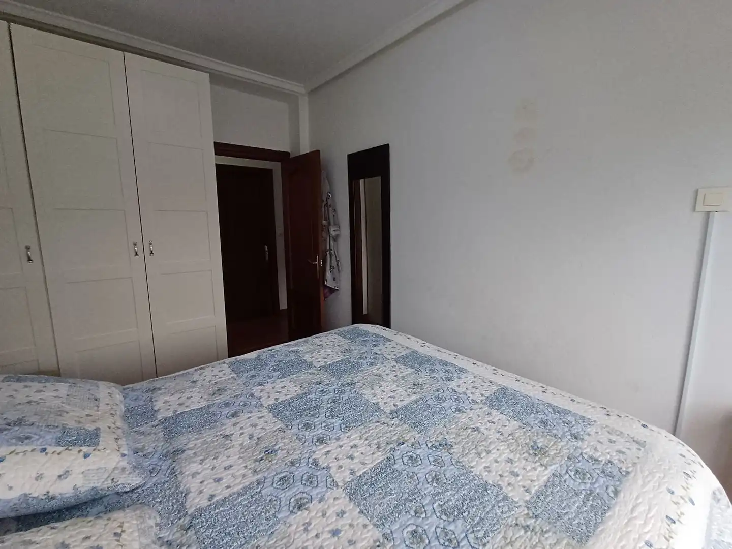 Dormitori de Casa o xalet en venda en Siero amb Calefacció, Traster i Piscina