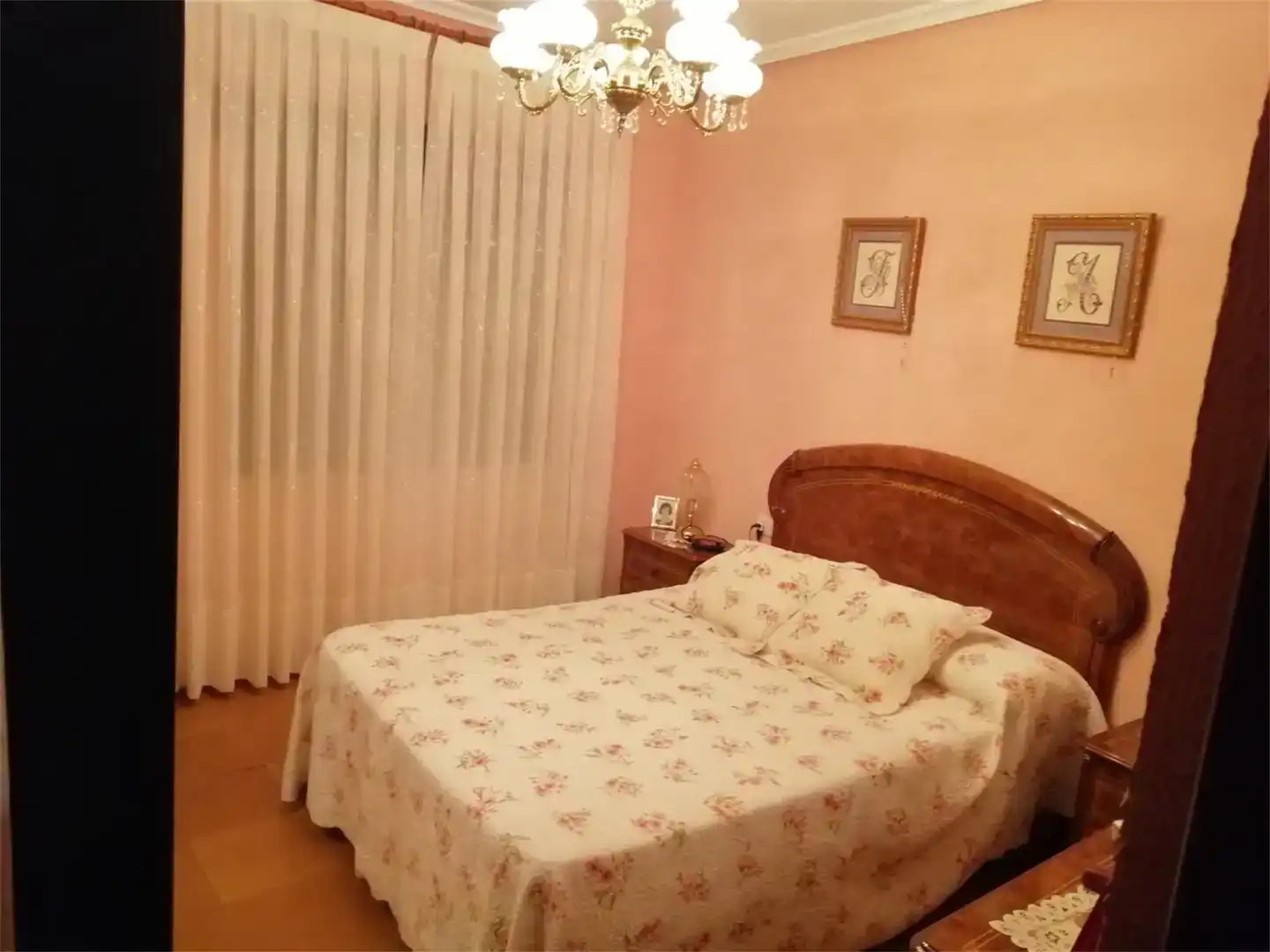 Dormitori de Pis en venda en Monroy amb Moblat i Balcó