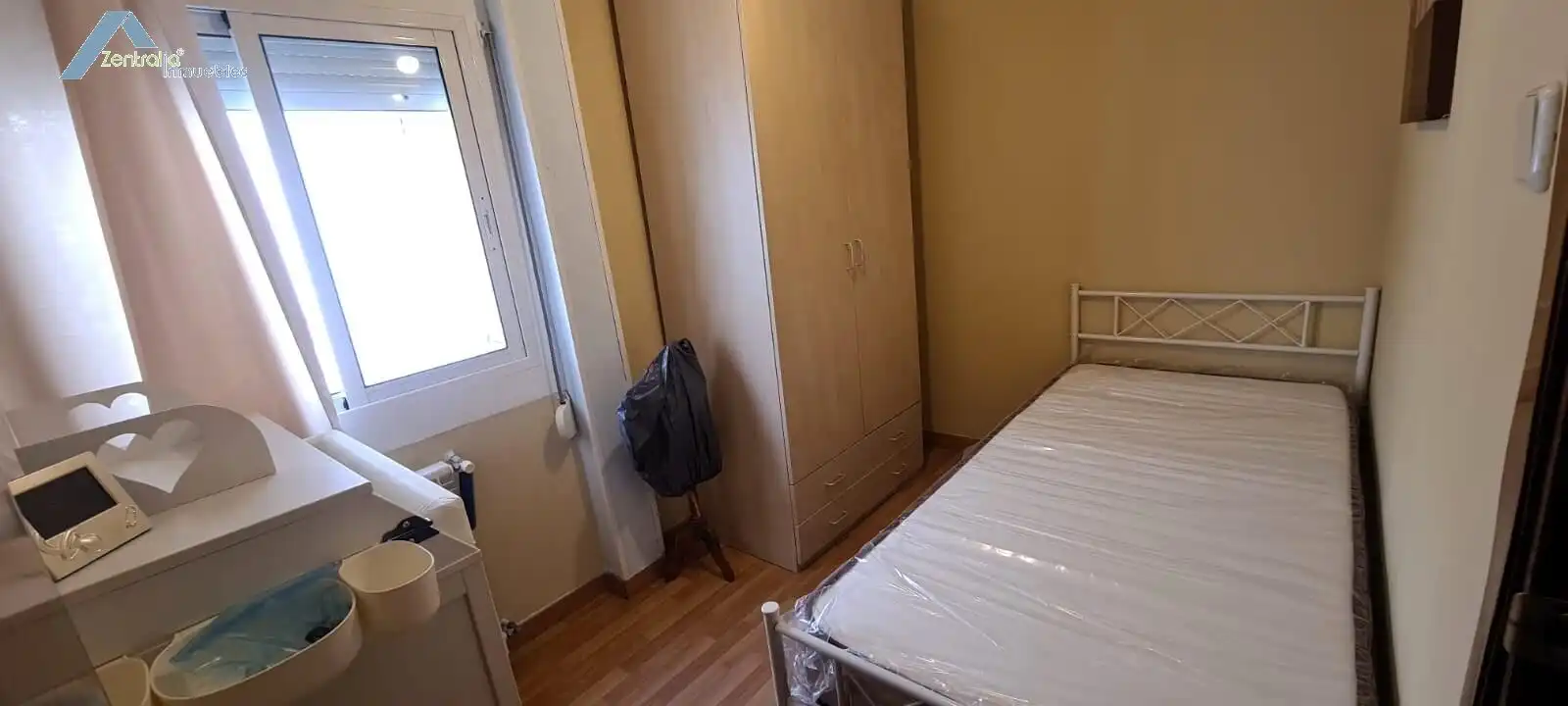 Bedroom of Flat for sale in Zaragoza  with Air Conditioner, Heating and Terrace