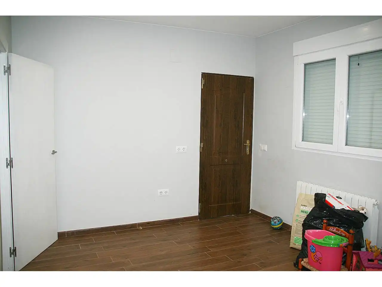 Casa con jardín en venta en Poligono poligono 18      R M, imagen 14