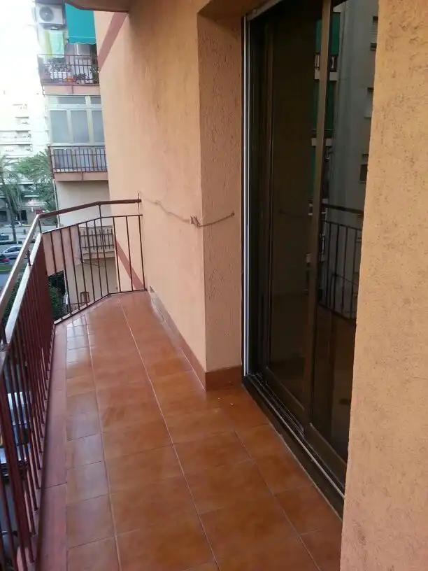 Piso con terraza en venta en Artigues - Llefià, imagen 11