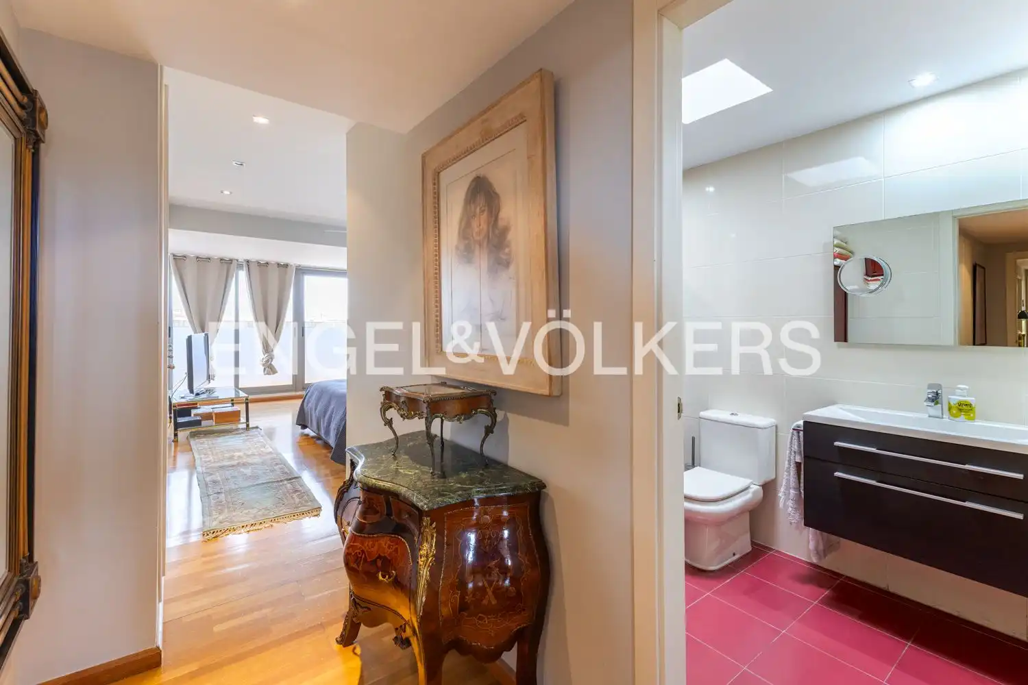 Habitación de Ático en venta en Valencia con Aire acondicionado, Calefacción y Jardín privado