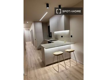 Appartamento con balcone in affitto a Riu Sud