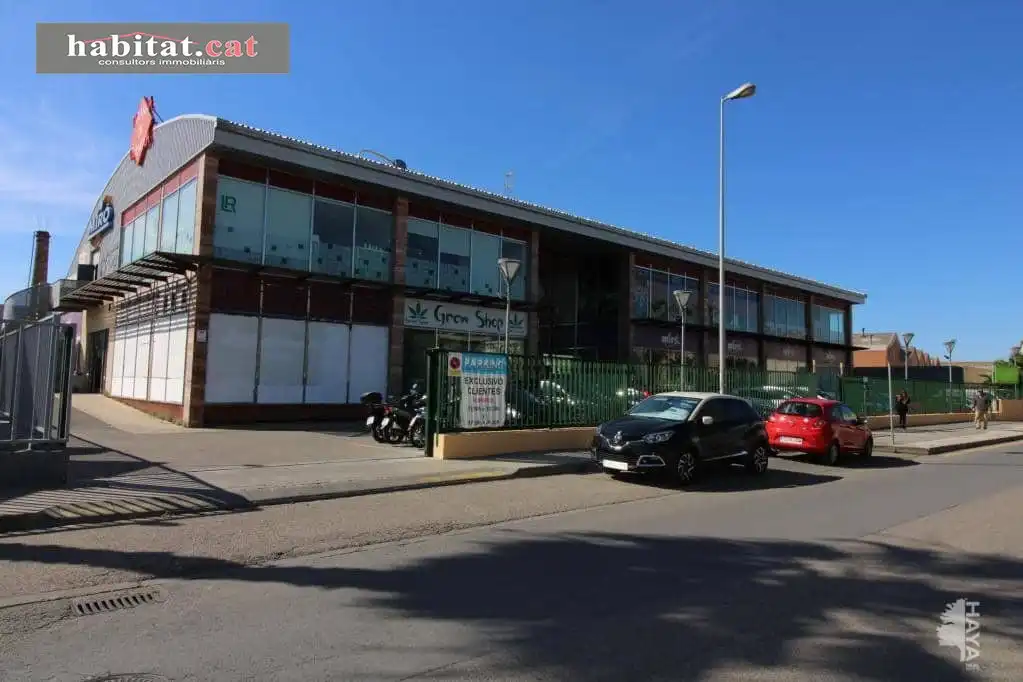 Business premises for sale in La Geltrú - Sant Jordi