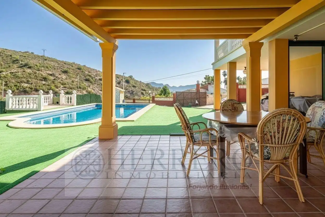 Vista exterior de Casa o chalet en venta en Gandia con Aire acondicionado, Calefacción y Jardín privado