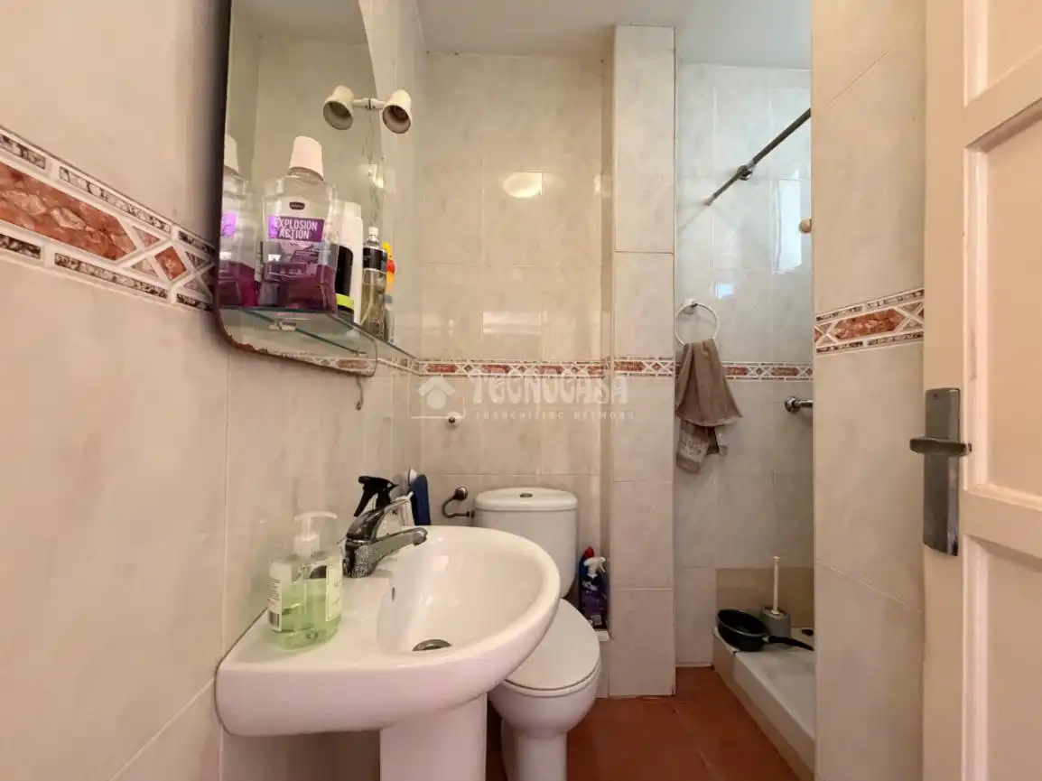 Baño de Piso en venta en Málaga con Balcón
