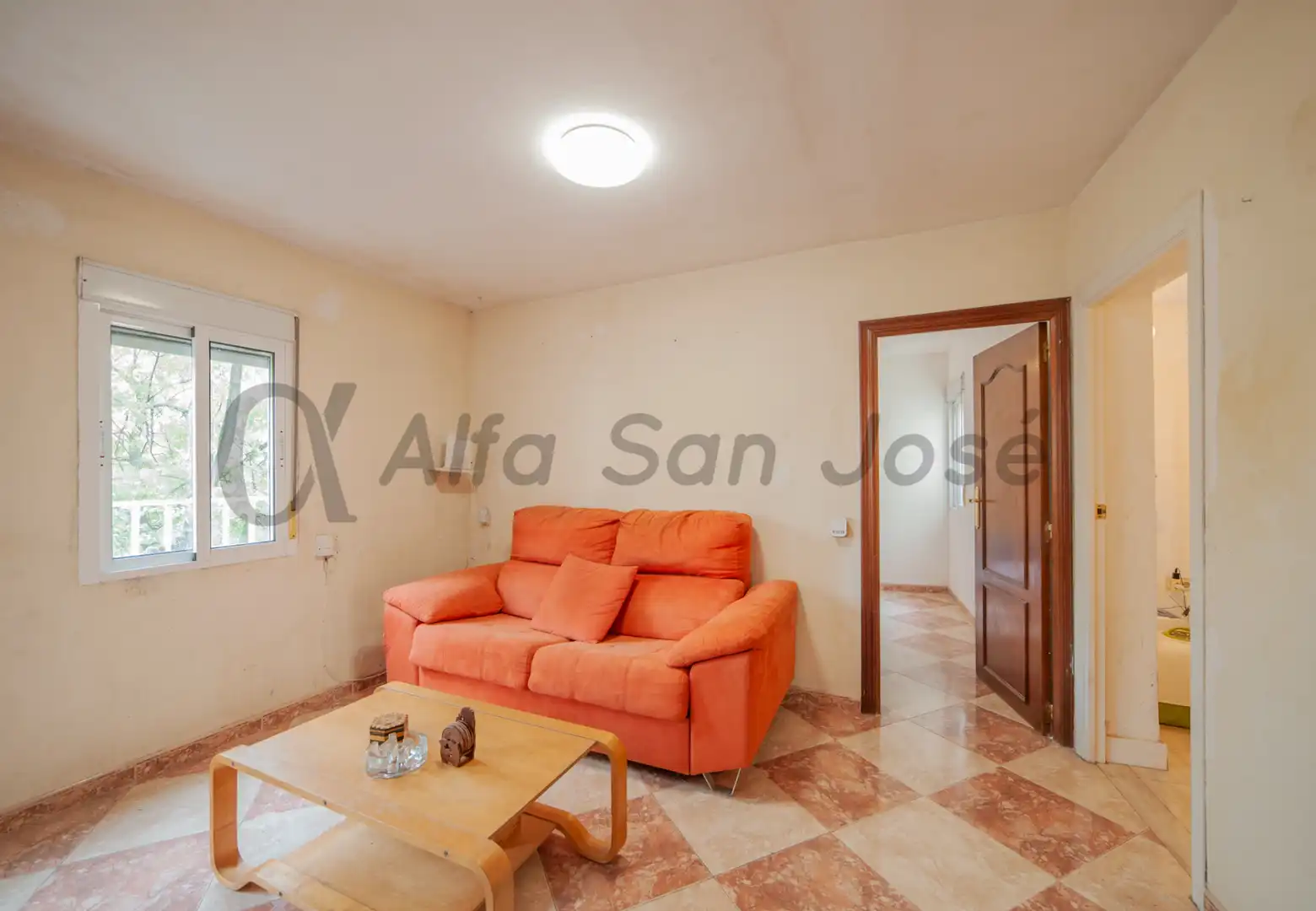 Living room of Flat for sale in Sevilla  with Furnished and Oven