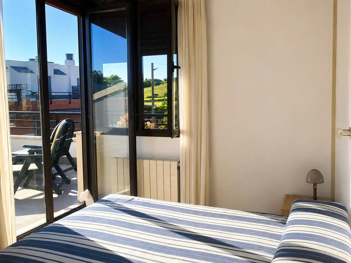 Terrassa de Dúplex de lloguer en Miengo amb Calefacció, Terrassa i Moblat