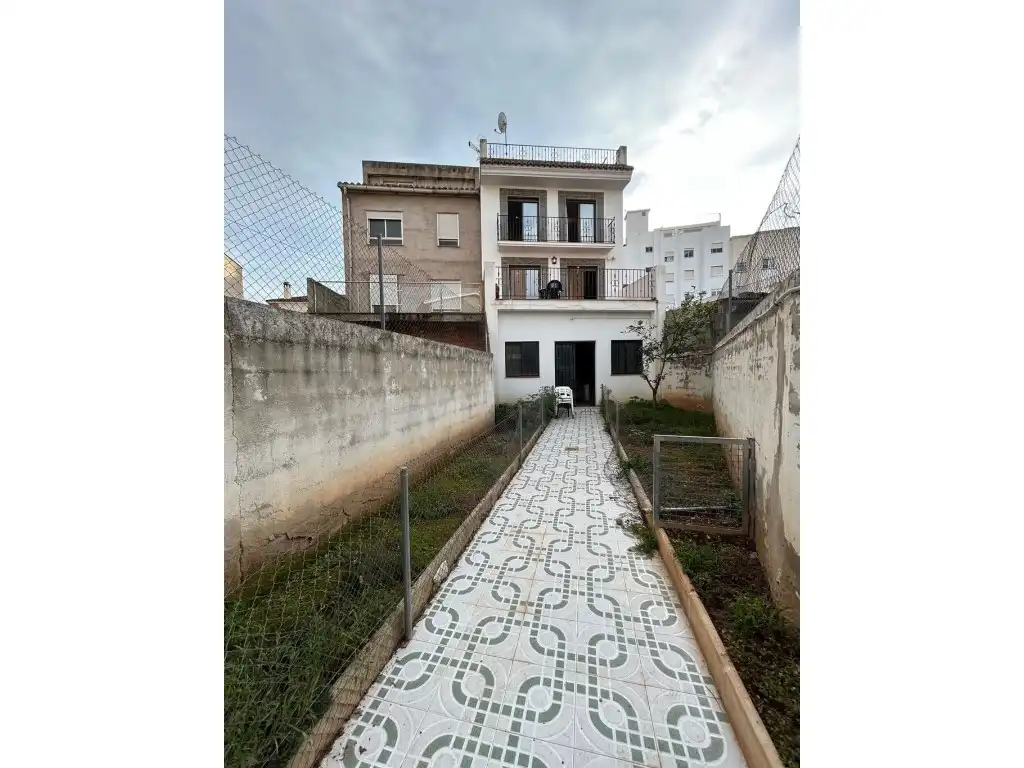 Vista exterior de Casa o chalet en venta en Altura con Jardín privado, Terraza y Balcón