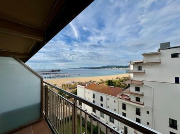 Appartement avec ascenseur à vendre à Passeig del Mar