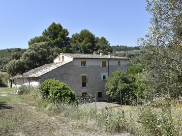 Maison rustique à vendre à Quatretondeta