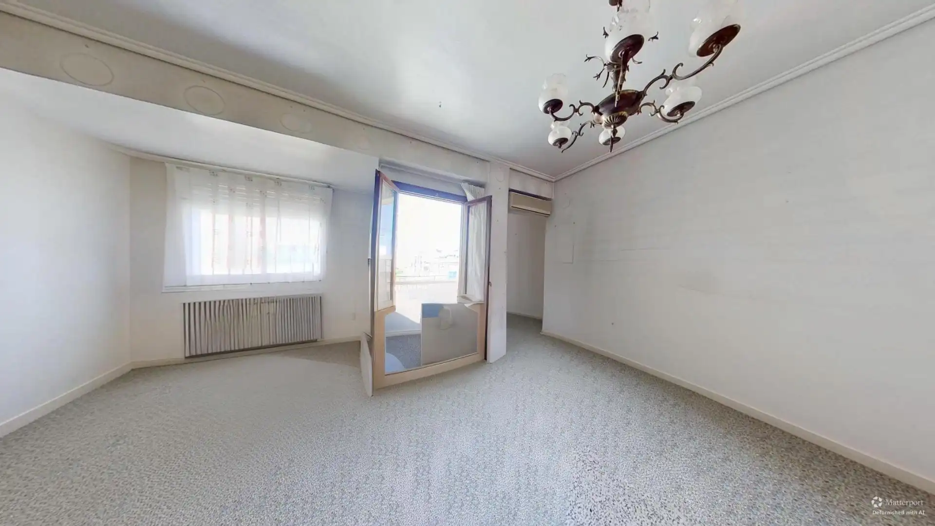 Bedroom of Flat for sale in Valencia  with Air Conditioner, Terrace and Storage room