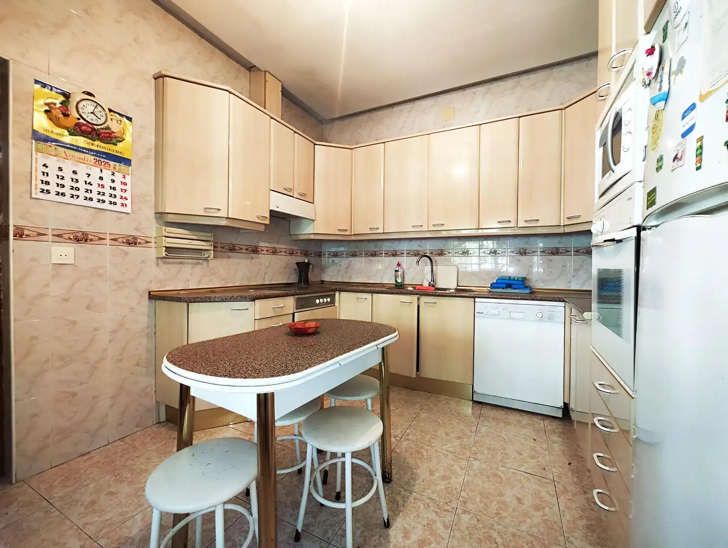 Cocina de Casa o chalet en venta en Argamasilla de Calatrava con Aire acondicionado, Calefacción y Terraza