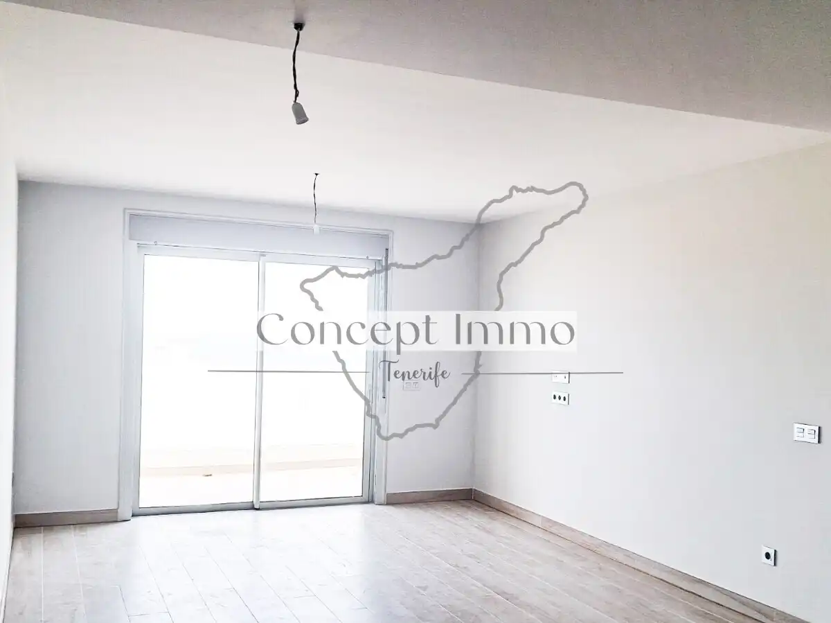 Sala de estar de Ático en venta en Granadilla de Abona con Terraza, Trastero y Piscina comunitaria