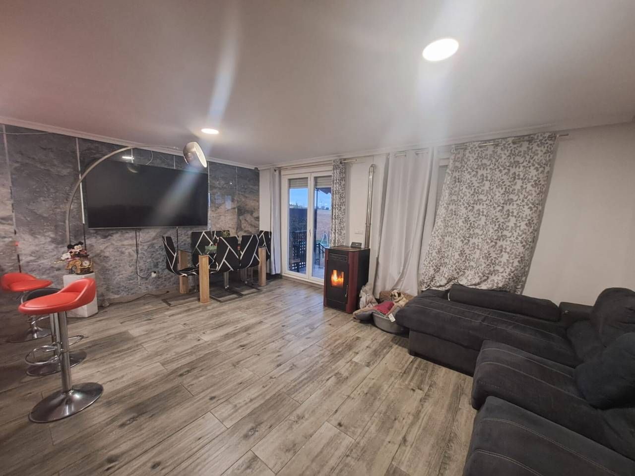 Living room of Single-family semi-detached for sale in Cogollos  with Heating, Private garden and Parquet flooring