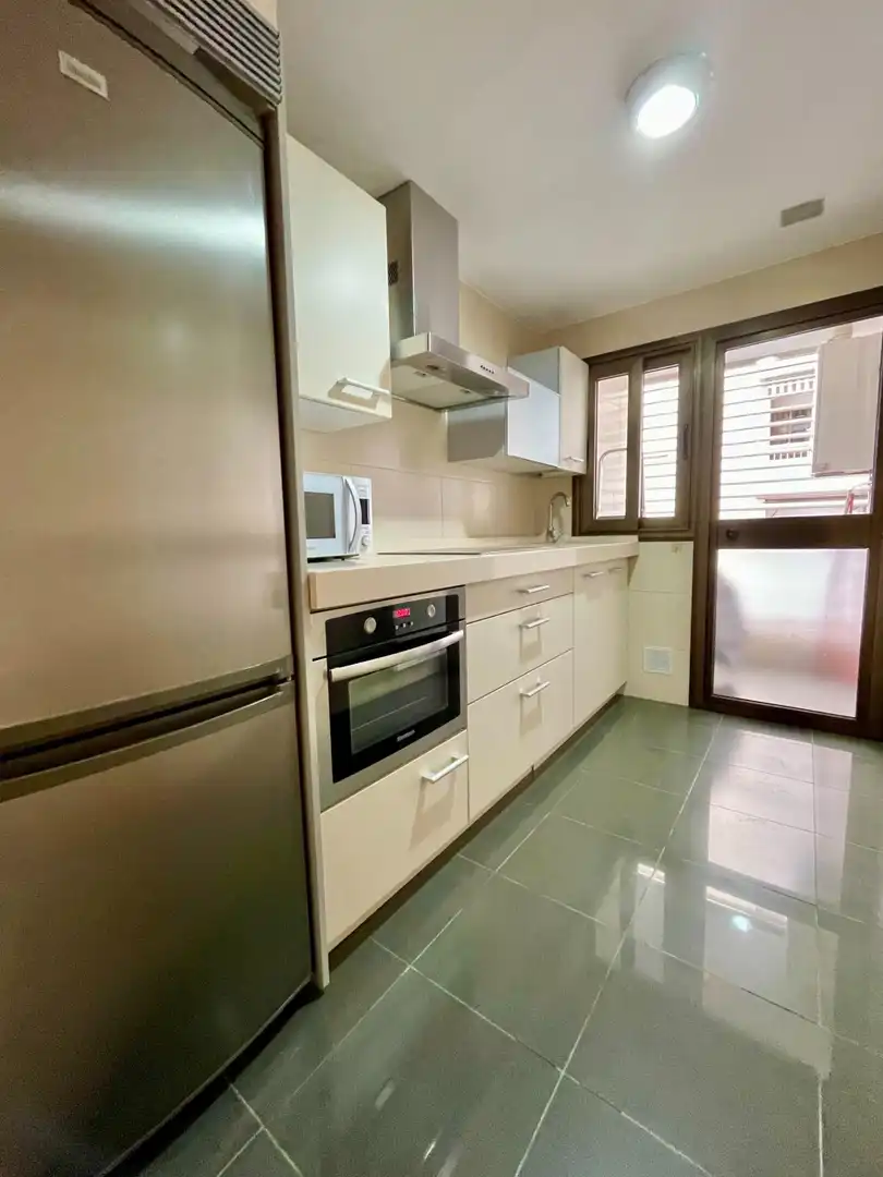 Cuina de Pis en venda en Córdoba amb Aire condicionat, Calefacció i Parquet