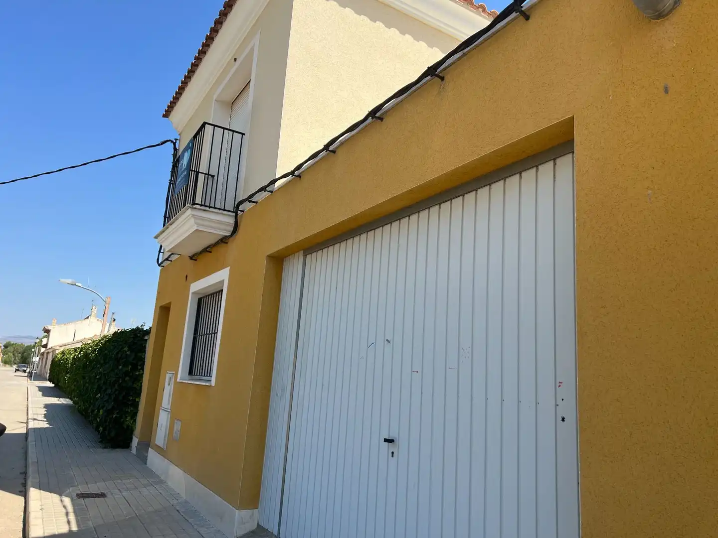 Vista exterior de Casa o xalet en venda en Villena amb Calefacció i Traster
