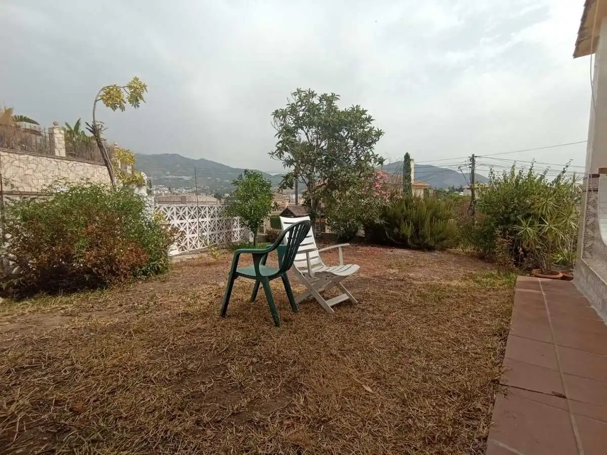 Jardí de Casa o xalet en venda en Mijas amb Aire condicionat, Jardí privat i Traster