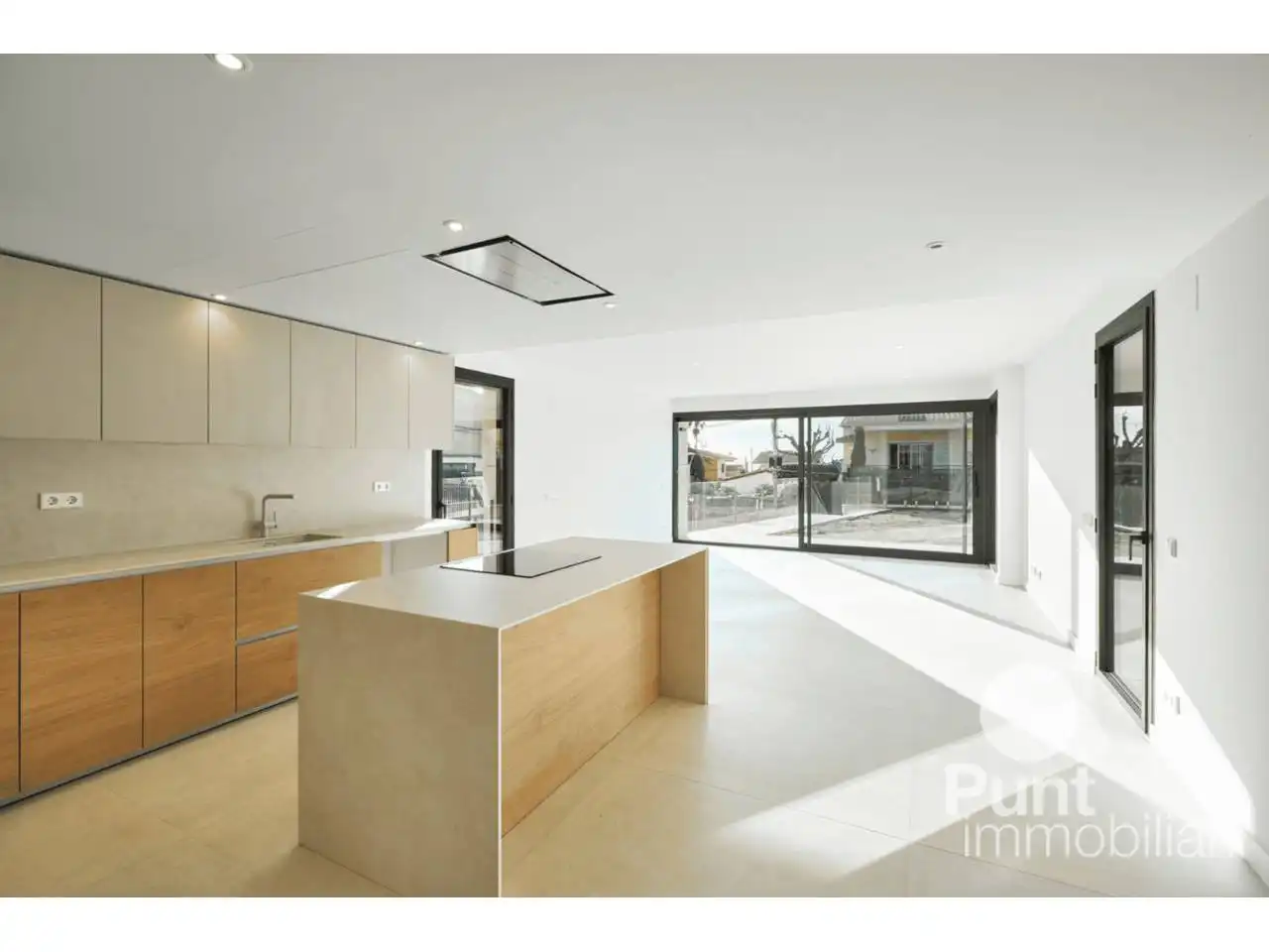 Kitchen of Houses for sale in Premià de Dalt  with Air Conditioner and Heating