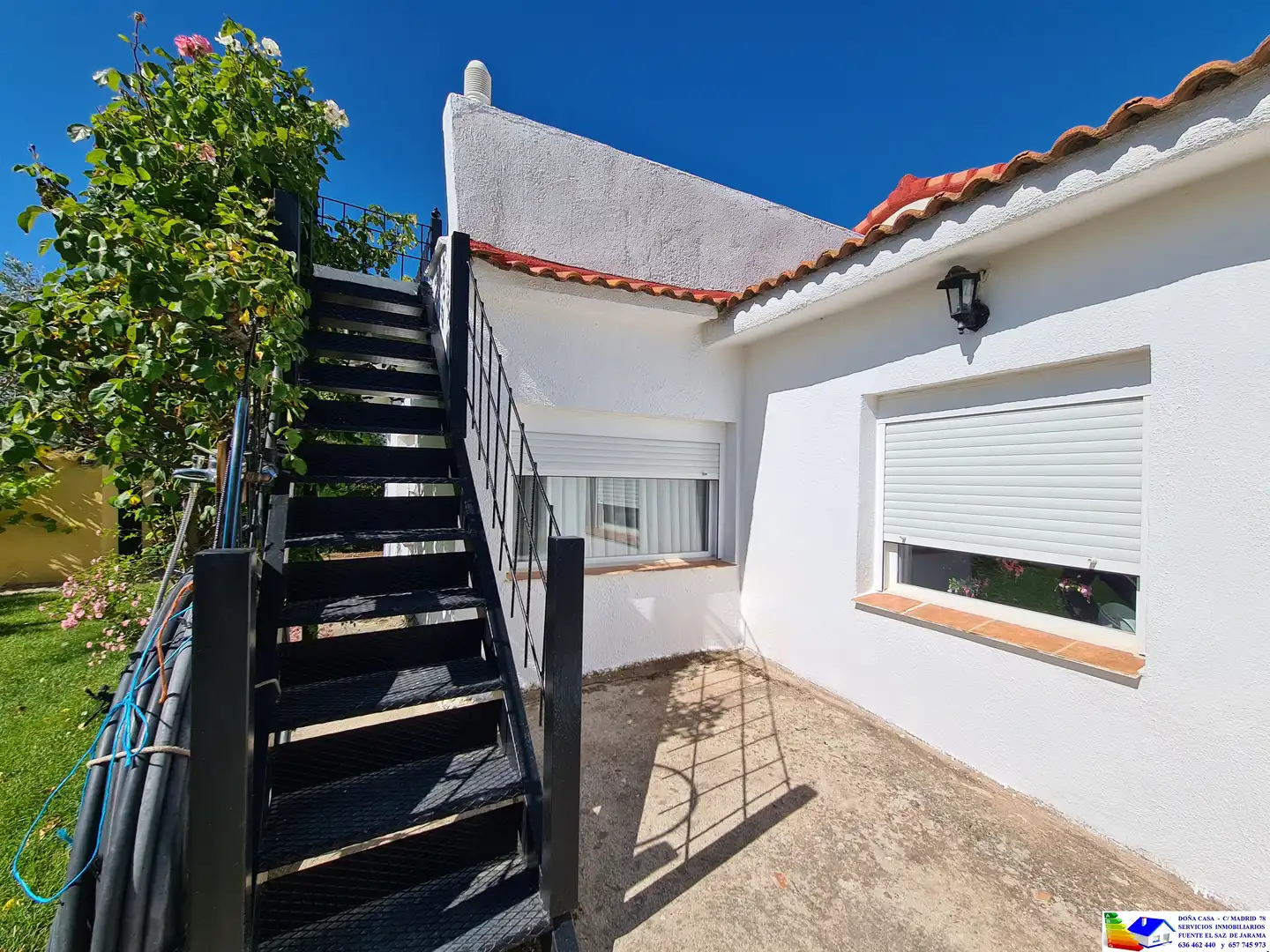 Vista exterior de Casa o chalet en venta en Fuente El Saz de Jarama con Aire acondicionado, Calefacción y Jardín privado