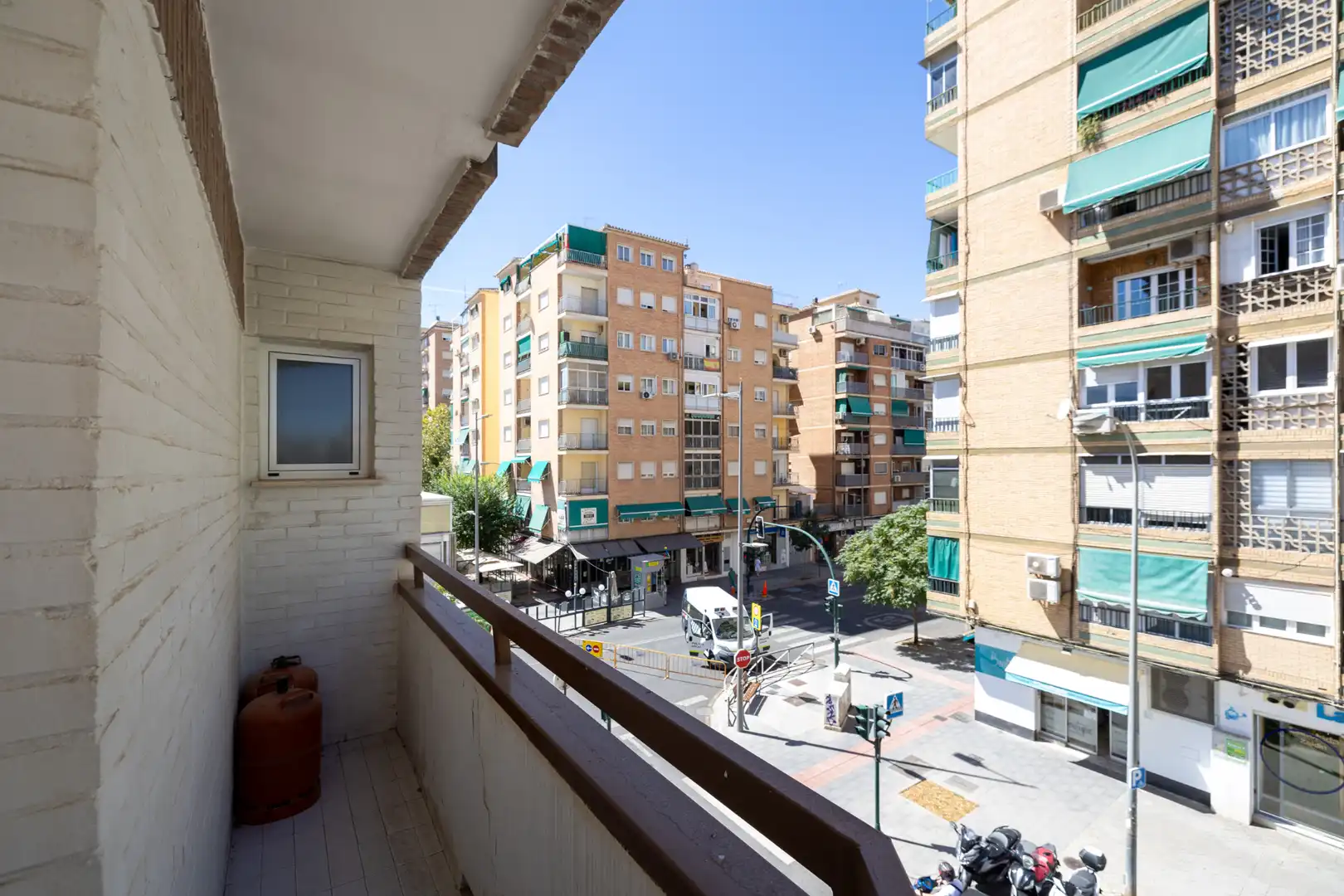 Piso de alquiler en Avenida de Italia, 3, Barrio de Zaidín