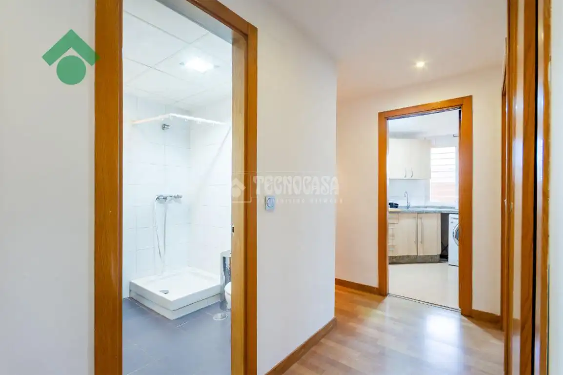 Bathroom of Attic for sale in Rincón de la Victoria  with Terrace and Community pool