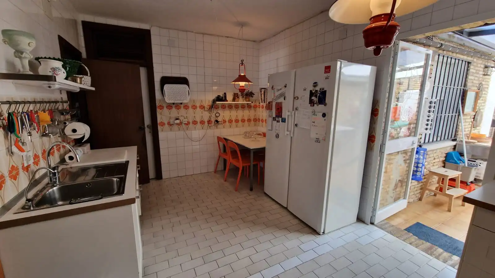 Kitchen of Detached homes for sale in El Puerto de Santa María  with Air Conditioner, Private garden and Storage room