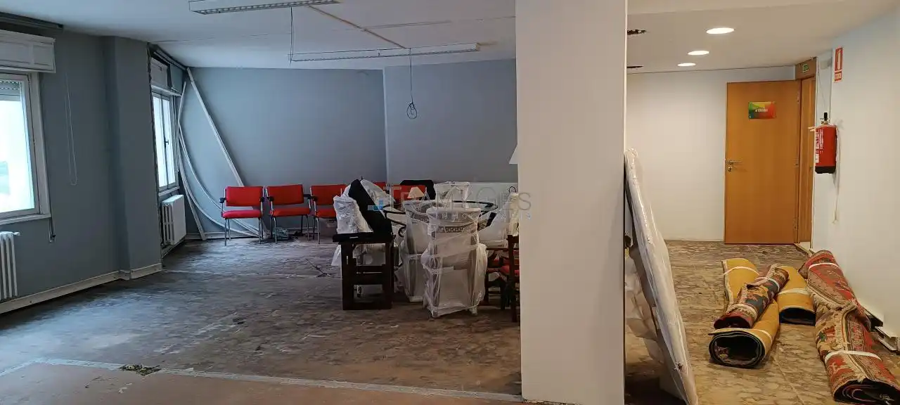 Office for sale in Vigo   with Heating
