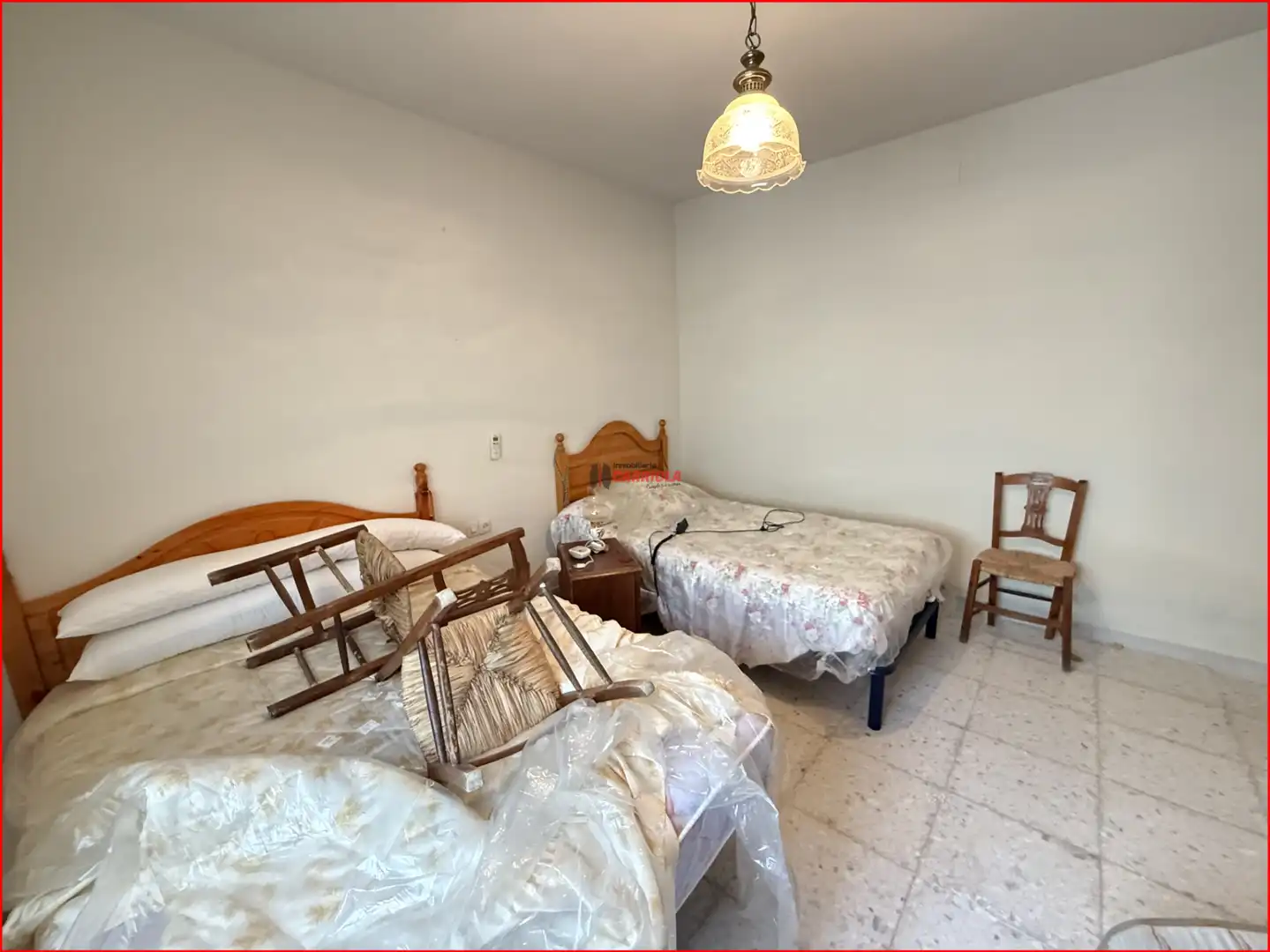 Dormitori de Casa adosada en venda en Alcabón amb Aire condicionat i Traster